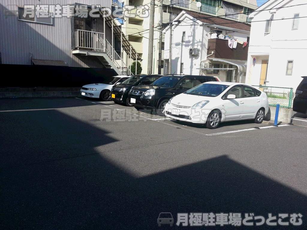 名古屋市西区則武新町1丁目3204の月極駐車場3