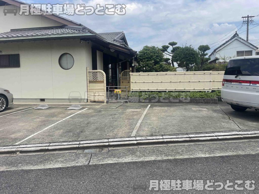 名古屋市中村区横井2-188の月極駐車場2