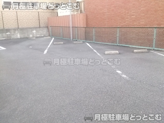 名古屋市西区鳥見町2-29の月極駐車場2