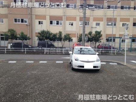 名古屋市千種区今池3丁目1012の月極駐車場3
