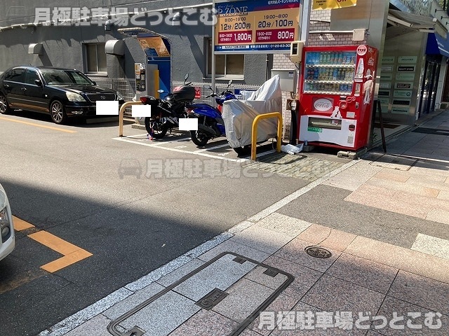 名古屋市中区丸の内3丁目1812の月極駐車場3