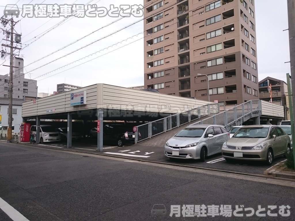 名古屋市中区千代田3-1715の月極駐車場1