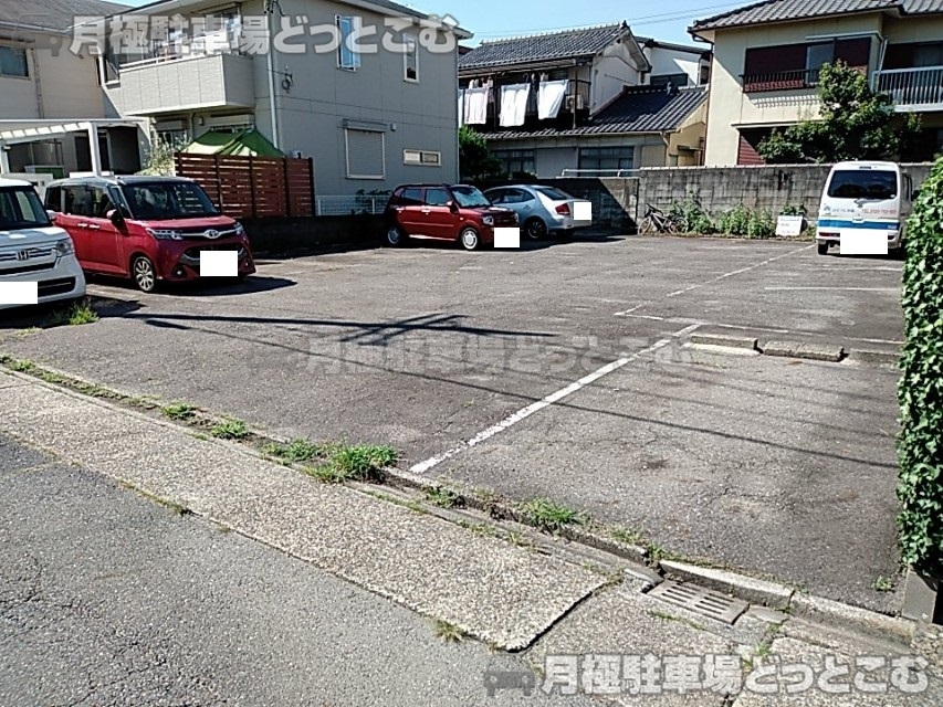 名古屋市中村区稲葉地町5丁目103の月極駐車場3