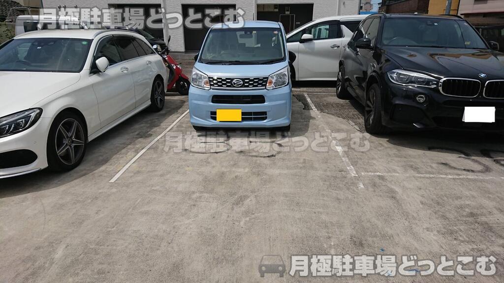 名古屋市中川区露橋2丁目2301、2302の月極駐車場3