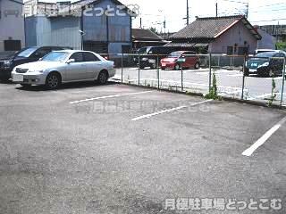 名古屋市中川区尾頭橋4丁目510-1の月極駐車場3