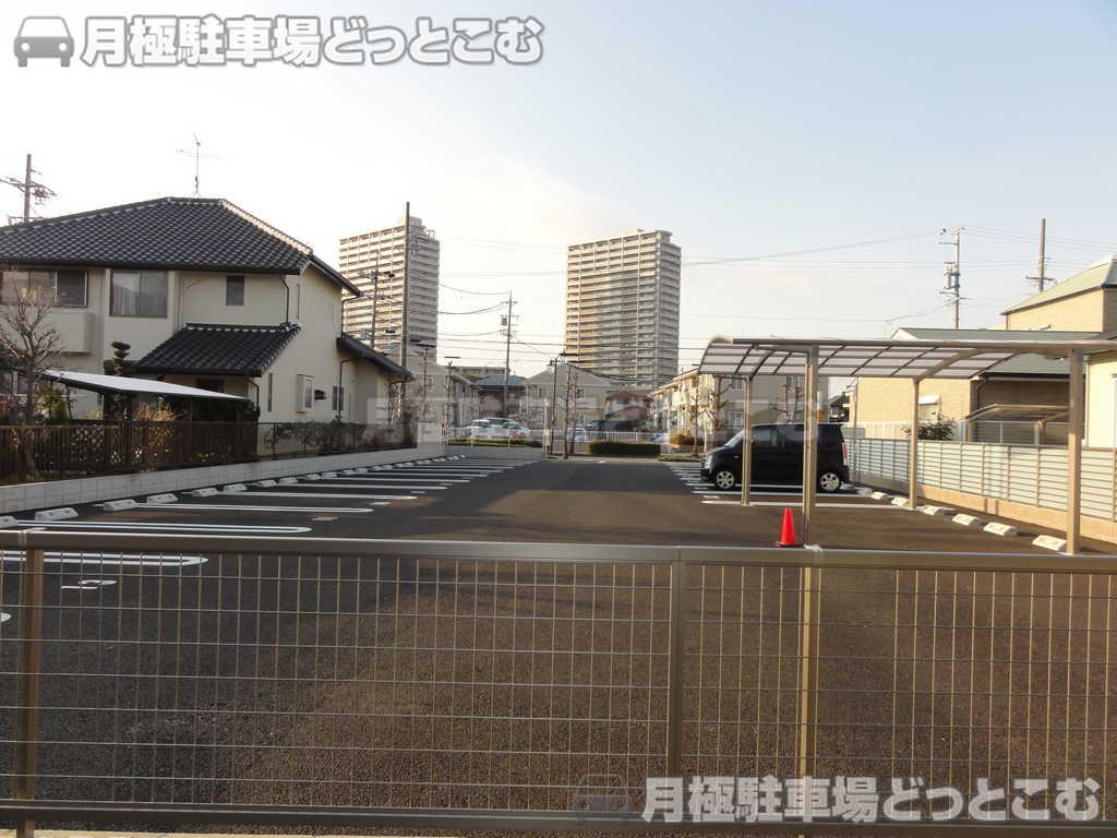 安城市昭和町7-2の月極駐車場2