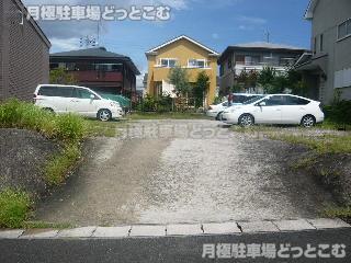 日進市岩崎台4丁目1421番の月極駐車場2