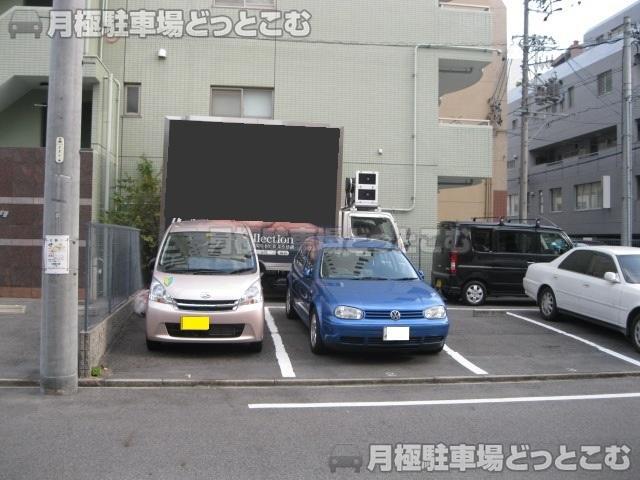 名古屋市中区千代田3-2112の月極駐車場2