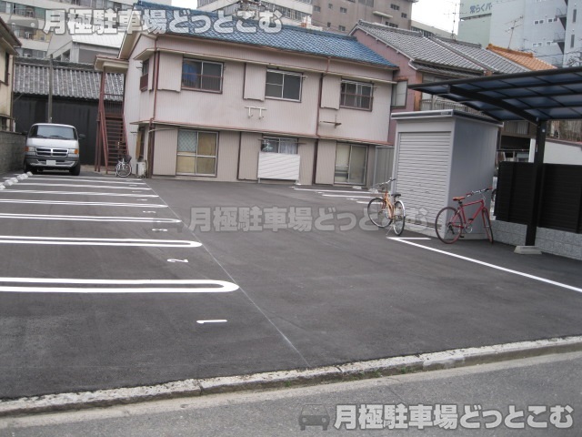 名古屋市中村区名駅5-803-1の月極駐車場2