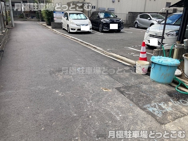 名古屋市中村区名駅5-803-1の月極駐車場8