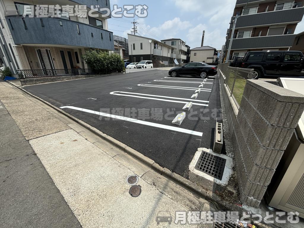 名古屋市西区児玉2丁目805の月極駐車場3