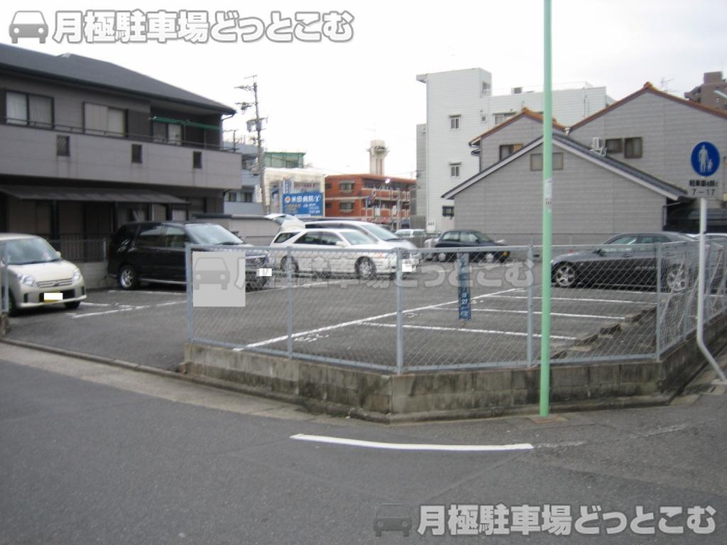 名古屋市西区名西2-2709,2710,2711の月極駐車場6