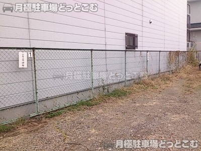 名古屋市西区枇杷島3-8-16の月極駐車場3