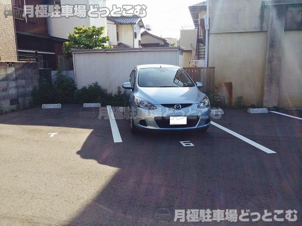 名古屋市瑞穂区白龍町1-23-2の月極駐車場3