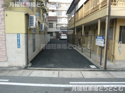 名古屋市千種区千種1丁目19-17の月極駐車場2
