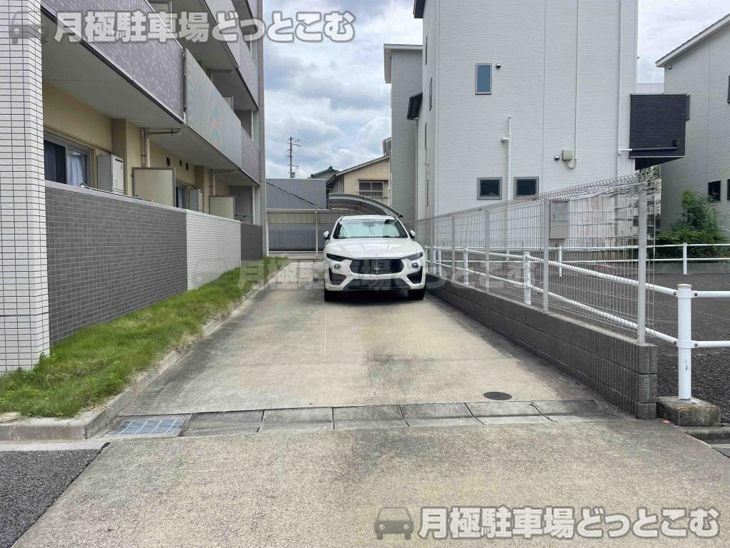 名古屋市中村区豊幡町79番地の月極駐車場9