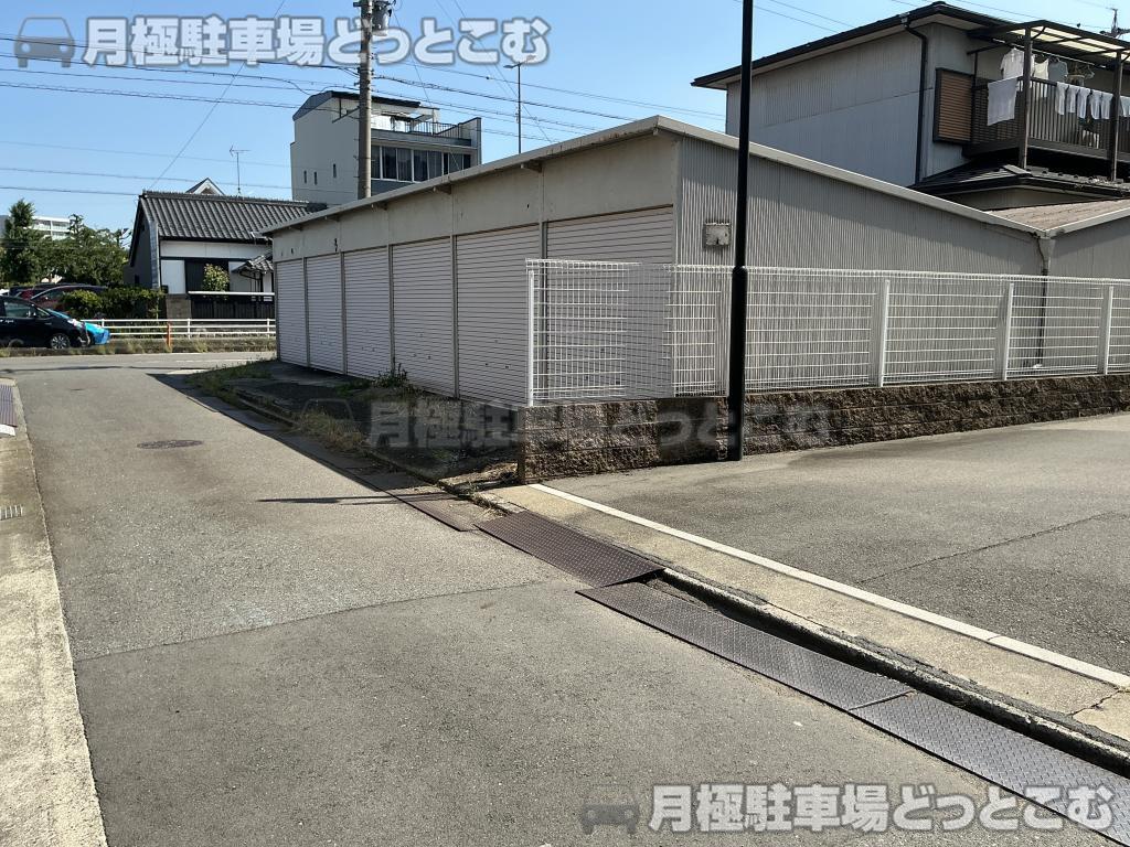 一宮市音羽3-8の月極駐車場7