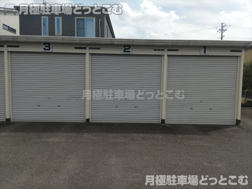 岡崎市東蔵前1丁目5-1の月極駐車場5