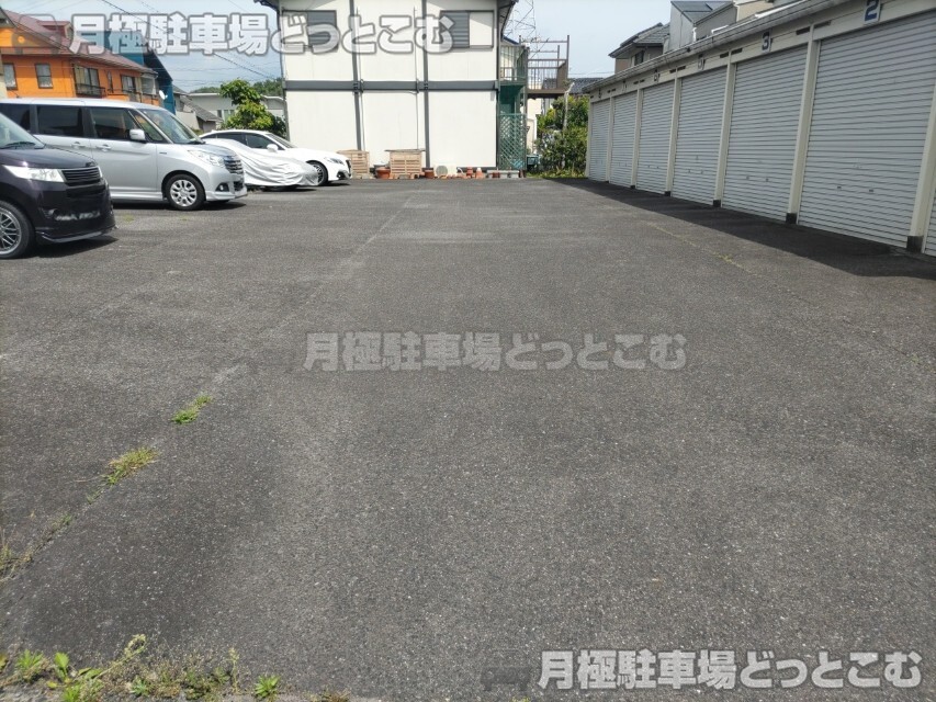 岡崎市東蔵前1丁目5-1の月極駐車場6
