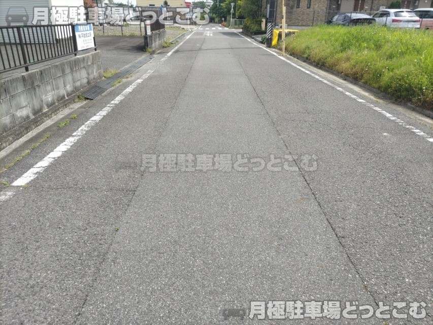 岡崎市東蔵前1丁目5-1の月極駐車場8