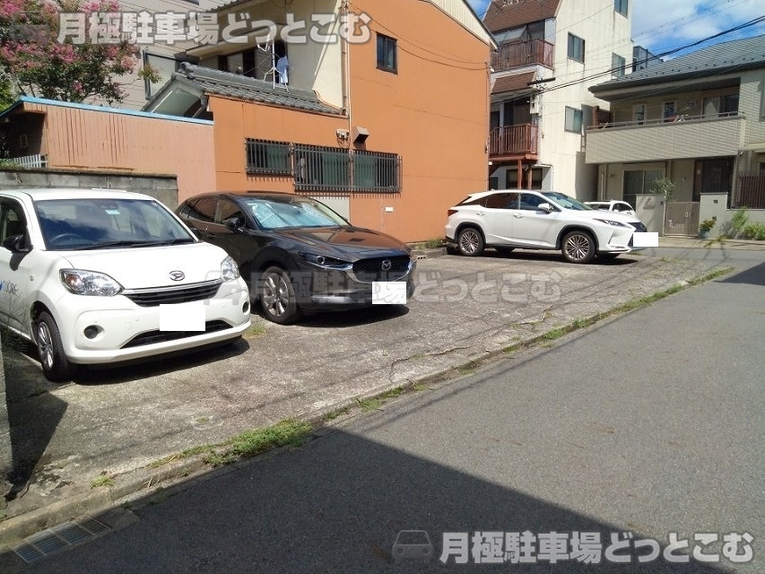 名古屋市西区新道1丁目2501-1の月極駐車場2