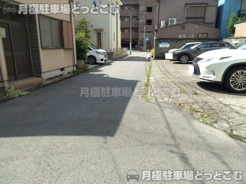 名古屋市西区新道1丁目2501-1の月極駐車場4