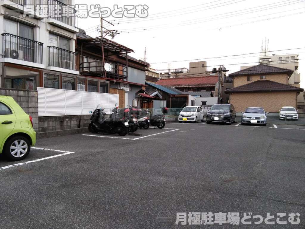 名古屋市千種区今池3-2209-1の月極駐車場2