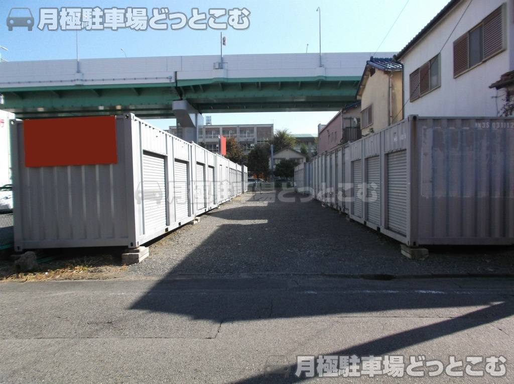 名古屋市北区萩野通2-1019の月極駐車場1