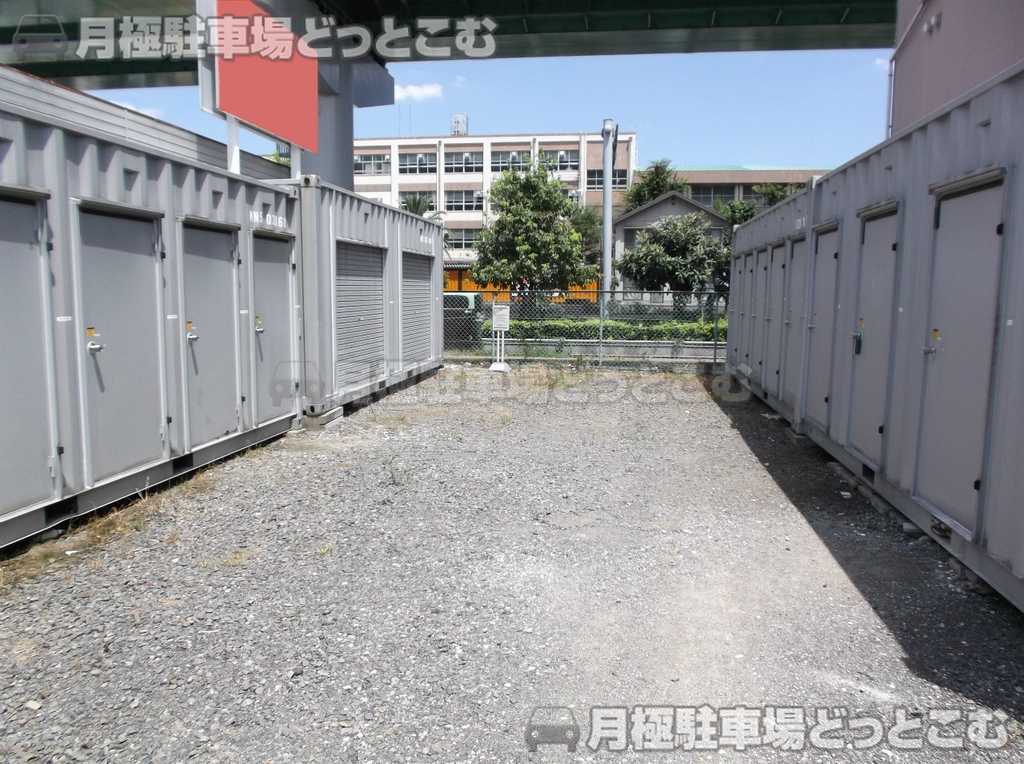 名古屋市北区萩野通2-1019の月極駐車場2