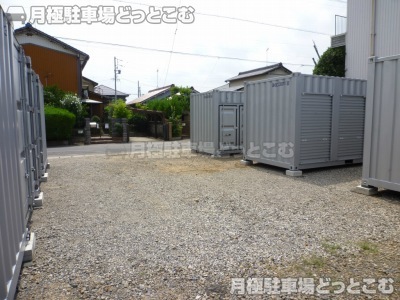 半田市柊町3-5-21の月極駐車場2