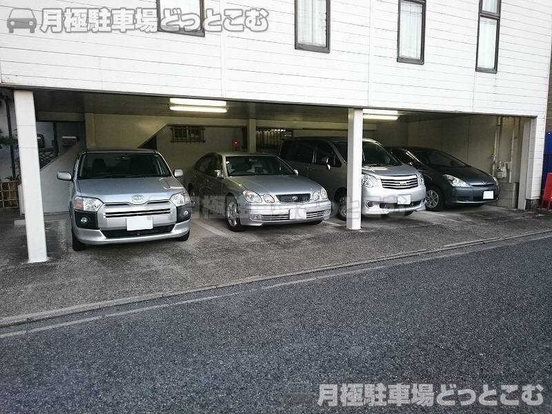 名古屋市中村区太閤1丁目7-25の月極駐車場1