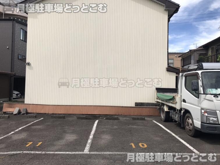 名古屋市西区名西1丁目2225の月極駐車場2