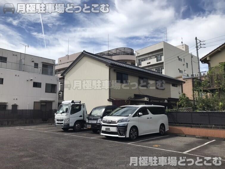 名古屋市西区名西1丁目2225の月極駐車場3