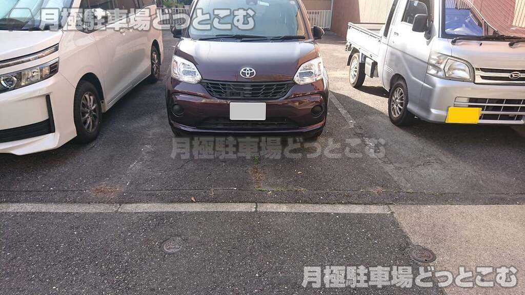 名古屋市西区幅下1丁目906番1の月極駐車場3