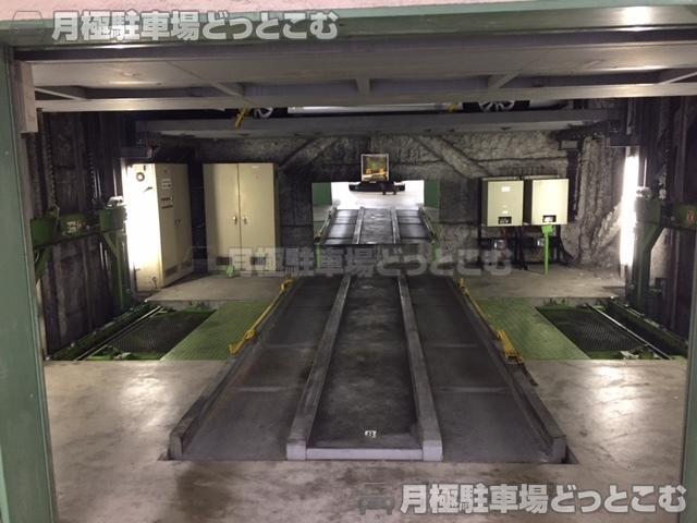 名古屋市中区栄5丁目20-19の月極駐車場2