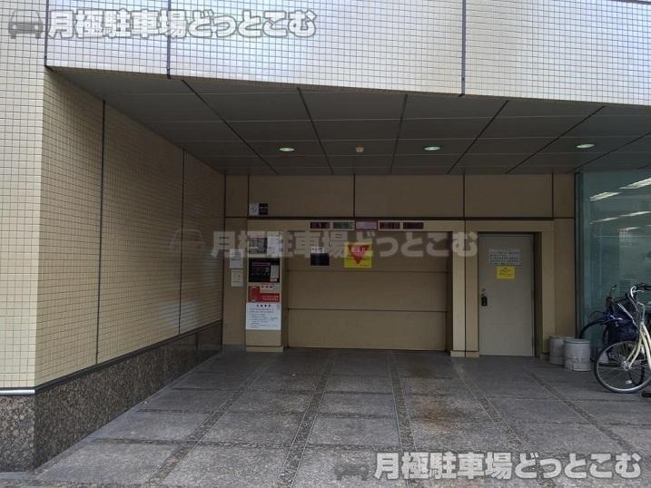 名古屋市中村区名駅3丁目の月極駐車場2