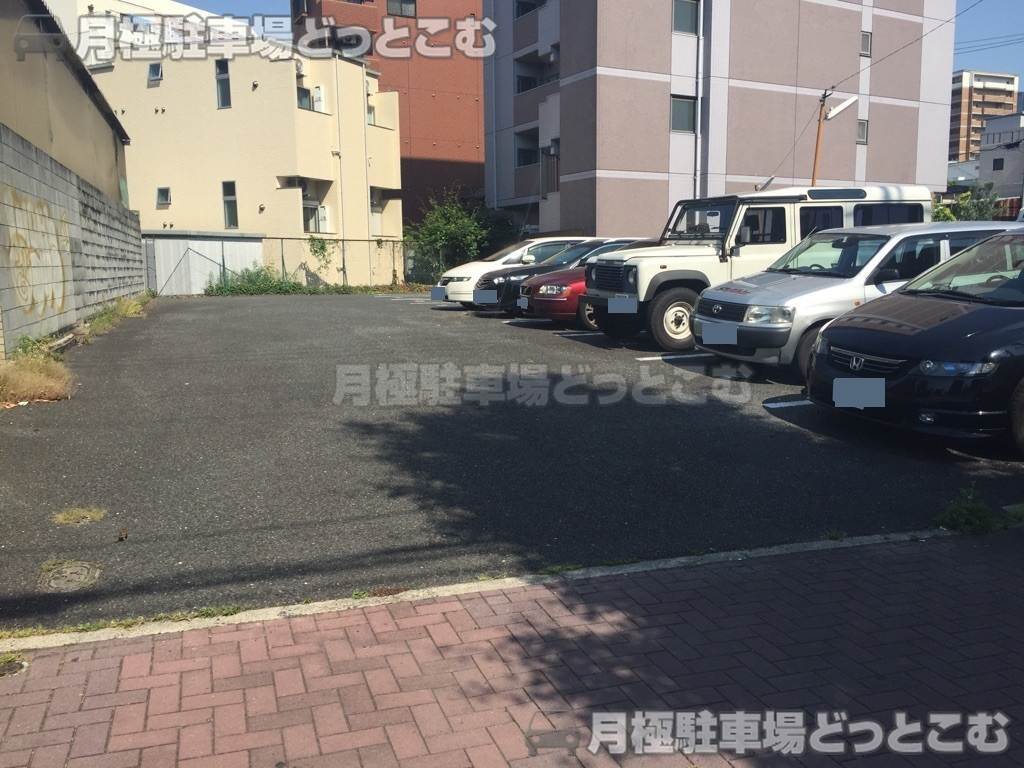 名古屋市中村区千原町311の月極駐車場3