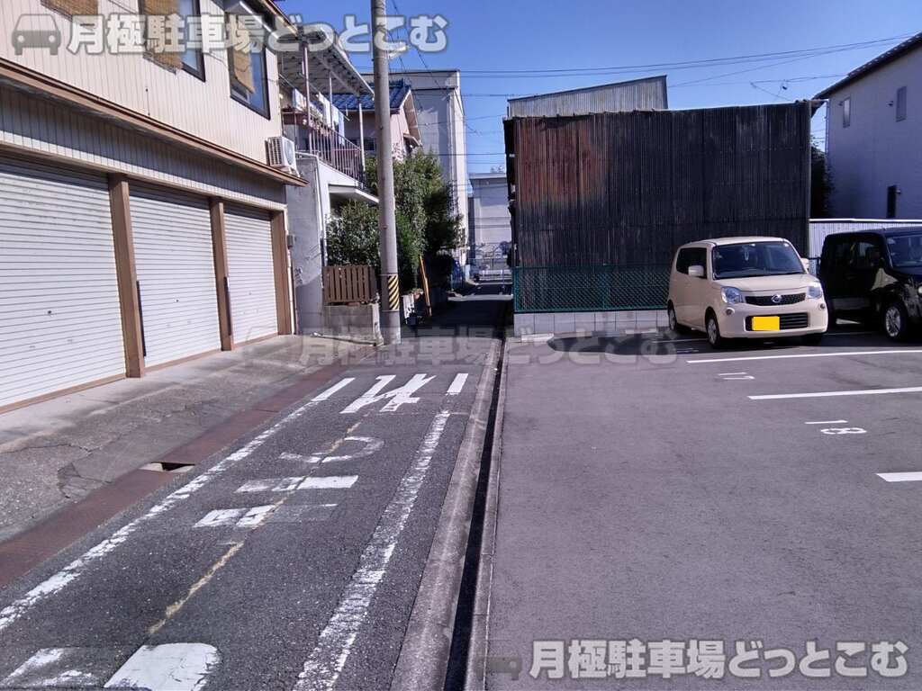 名古屋市西区名西2丁目2502.2503の月極駐車場3
