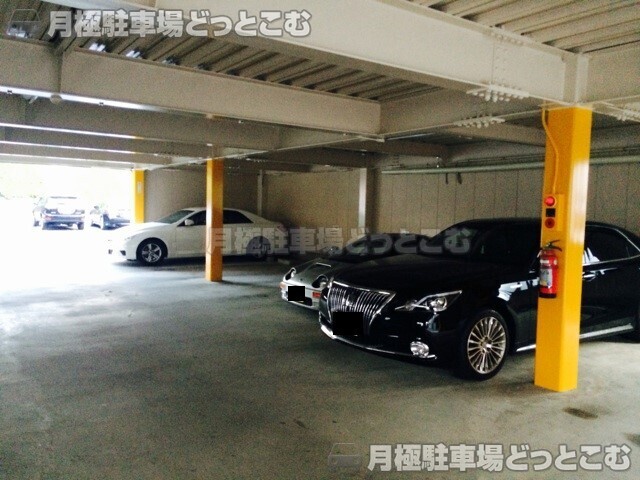 名古屋市東区筒井2丁目1133の月極駐車場3