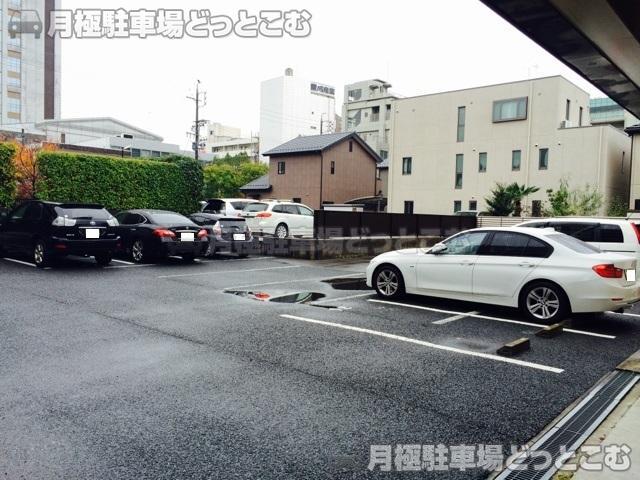 名古屋市東区筒井2丁目1132の月極駐車場1