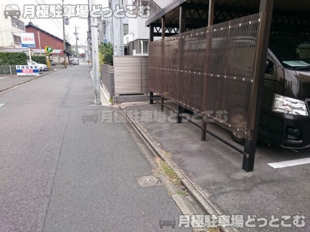 名古屋市西区那古野1丁目3711番の月極駐車場3