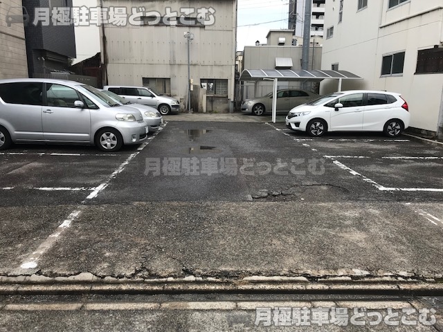 名古屋市西区新道2丁目311の月極駐車場4