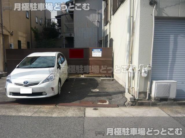 名古屋市中区上前津1丁目1215番1の月極駐車場2