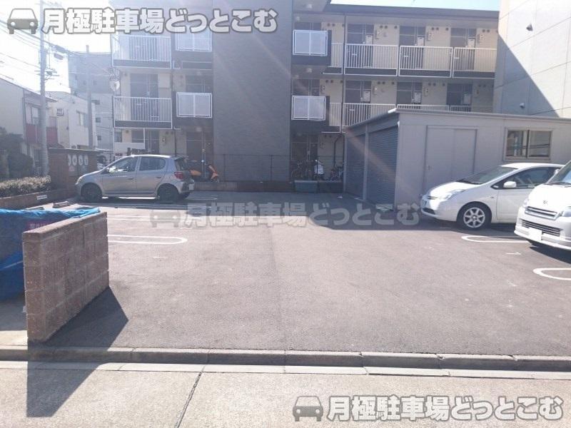 名古屋市西区菊井2-801,802の月極駐車場2