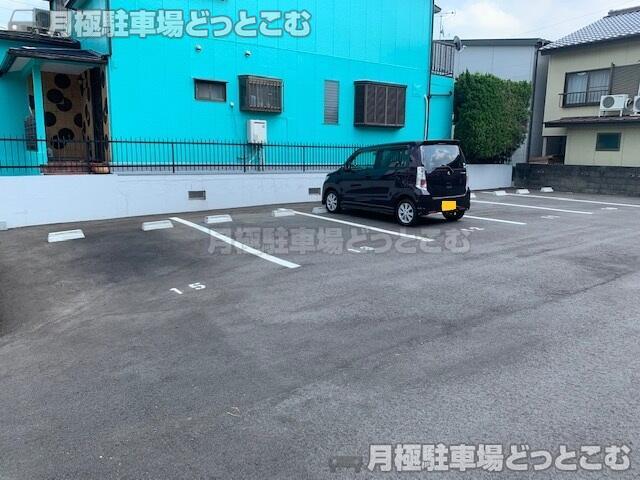 名古屋市瑞穂区丸根町1丁目35の月極駐車場3