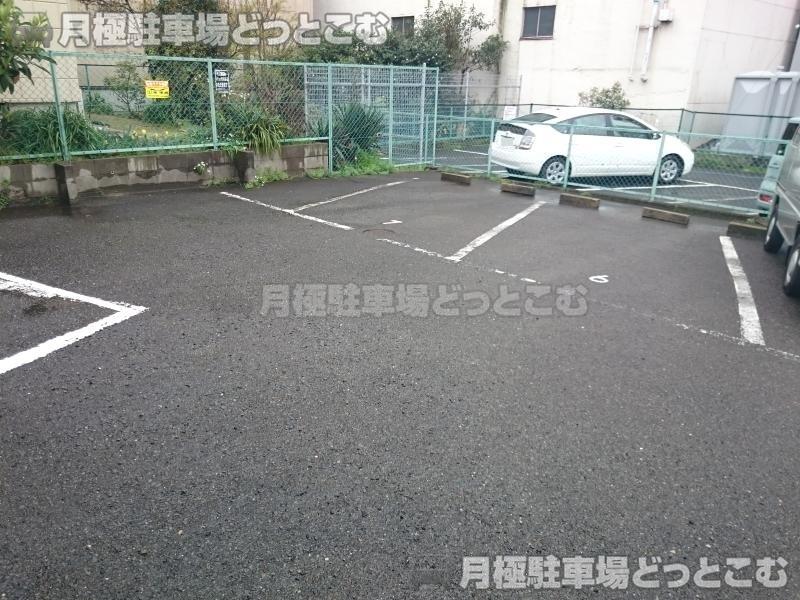 名古屋市中区栄1丁目2901-1の月極駐車場2