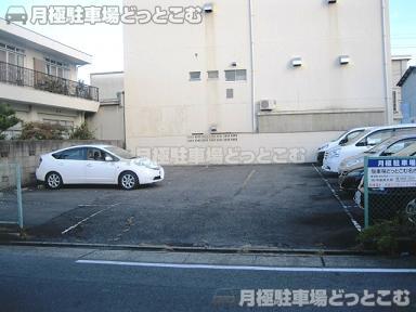 名古屋市西区名西2丁目2102の月極駐車場1