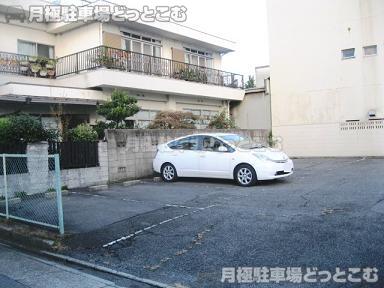 名古屋市西区名西2丁目2102の月極駐車場2