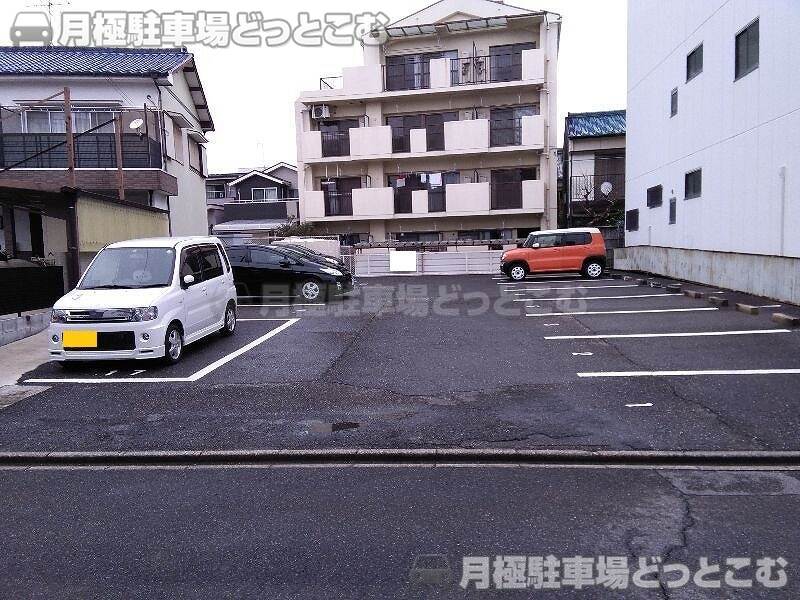 名古屋市昭和区川名町4-30の月極駐車場2