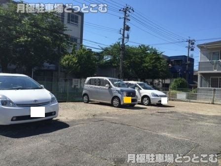 名古屋市中村区向島町2丁目17-2の月極駐車場2